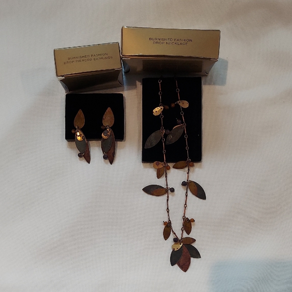 Drop Necklace and Earring Set - Gold and Brown